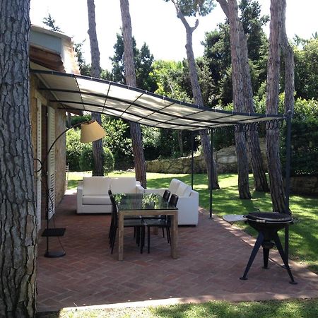 Villaggio I Sorbizzi Marina Di Bibbona Kültér fotó