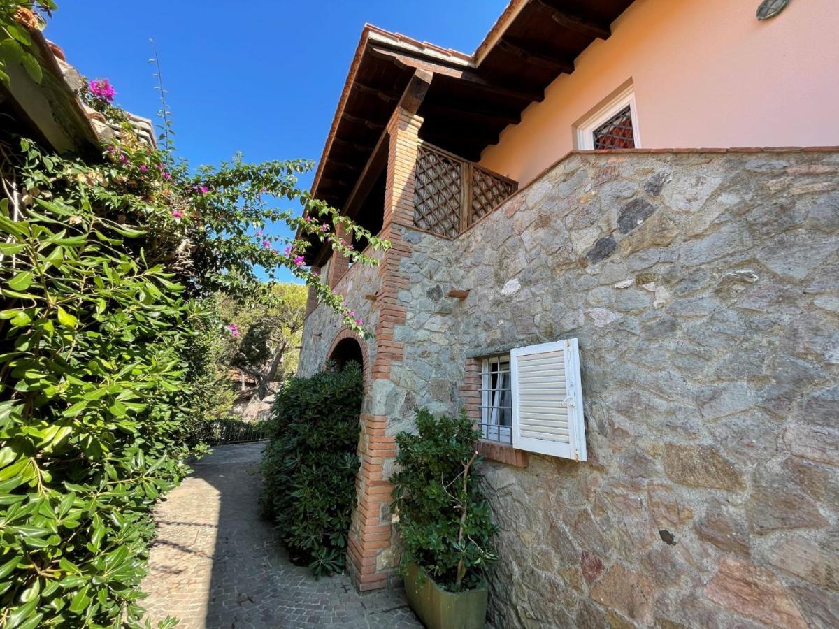 Villaggio I Sorbizzi Marina Di Bibbona Kültér fotó