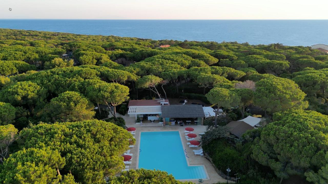 Villaggio I Sorbizzi Marina Di Bibbona Kültér fotó