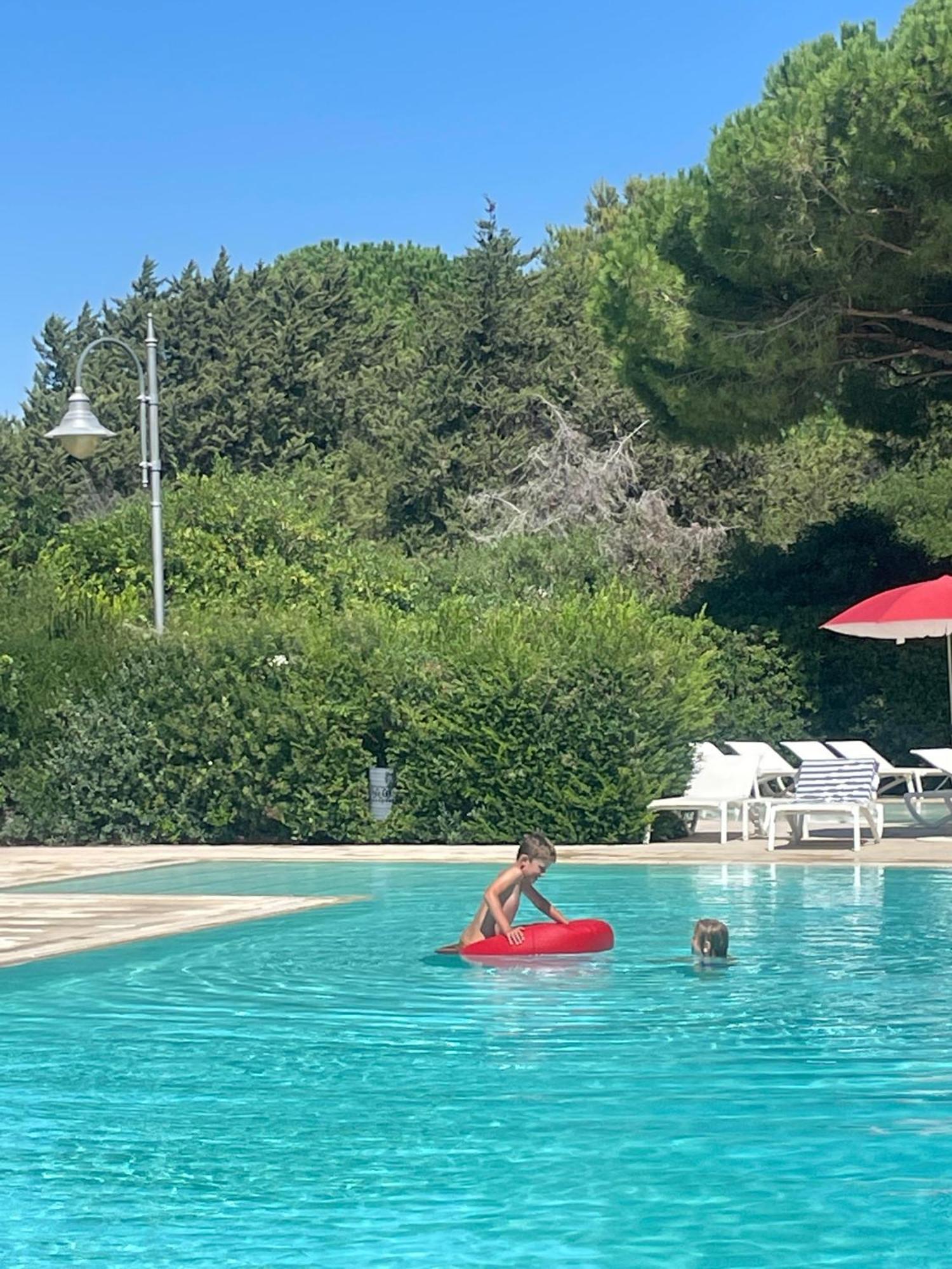 Villaggio I Sorbizzi Marina Di Bibbona Kültér fotó